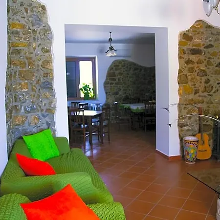 La Casa Sulla Collina 3*