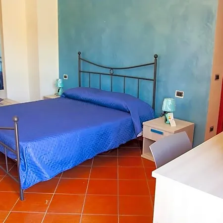 La Casa Sulla Collina Alojamento de Acomodação e Pequeno-almoço 3*